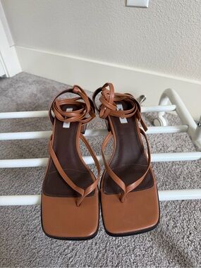 Womens Tan Strappy Square-Toe Lace-Up Sandals